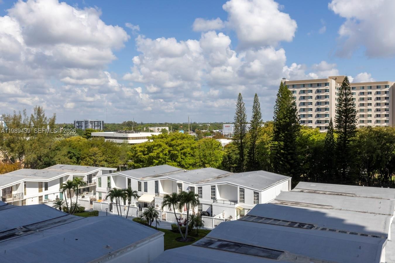 Real estate property located at 2750 183rd St #806, Miami-dade, Commodore Plaza Condo, Aventura, FL