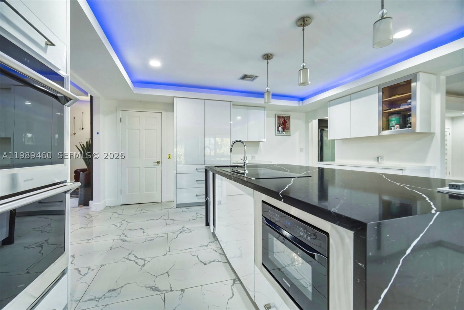 Real estate property located at 2201 115th Ter, Broward, Fla Fruit Lands Co Sub No, Davie, FL