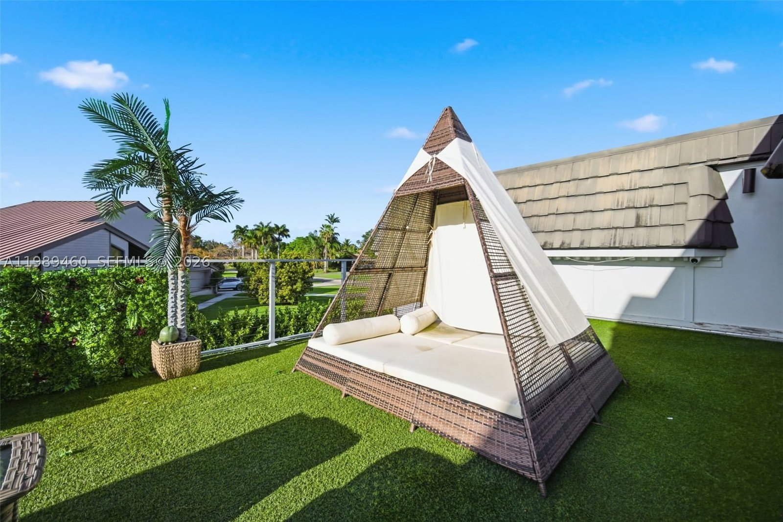 Real estate property located at 2201 115th Ter, Broward, Fla Fruit Lands Co Sub No, Davie, FL