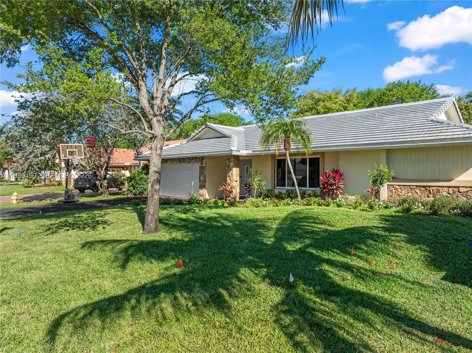 Real estate property located at 10823 7th St, Broward, Cypress Glen, Coral Springs, FL