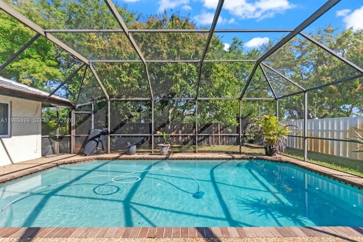 Real estate property located at 10823 7th St, Broward, Cypress Glen, Coral Springs, FL