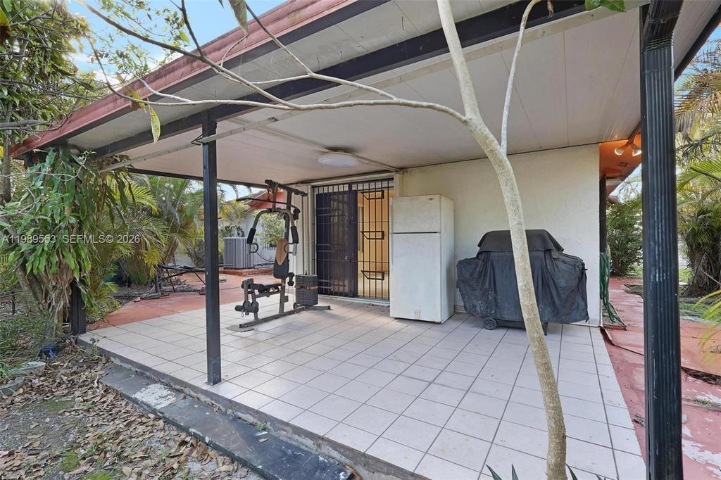 Real estate property located at 4210 134th Ave, Miami-dade, San Sebastian Unit No 5, Miami, FL