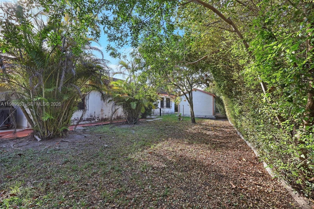 Real estate property located at 4210 134th Ave, Miami-dade, San Sebastian Unit No 5, Miami, FL