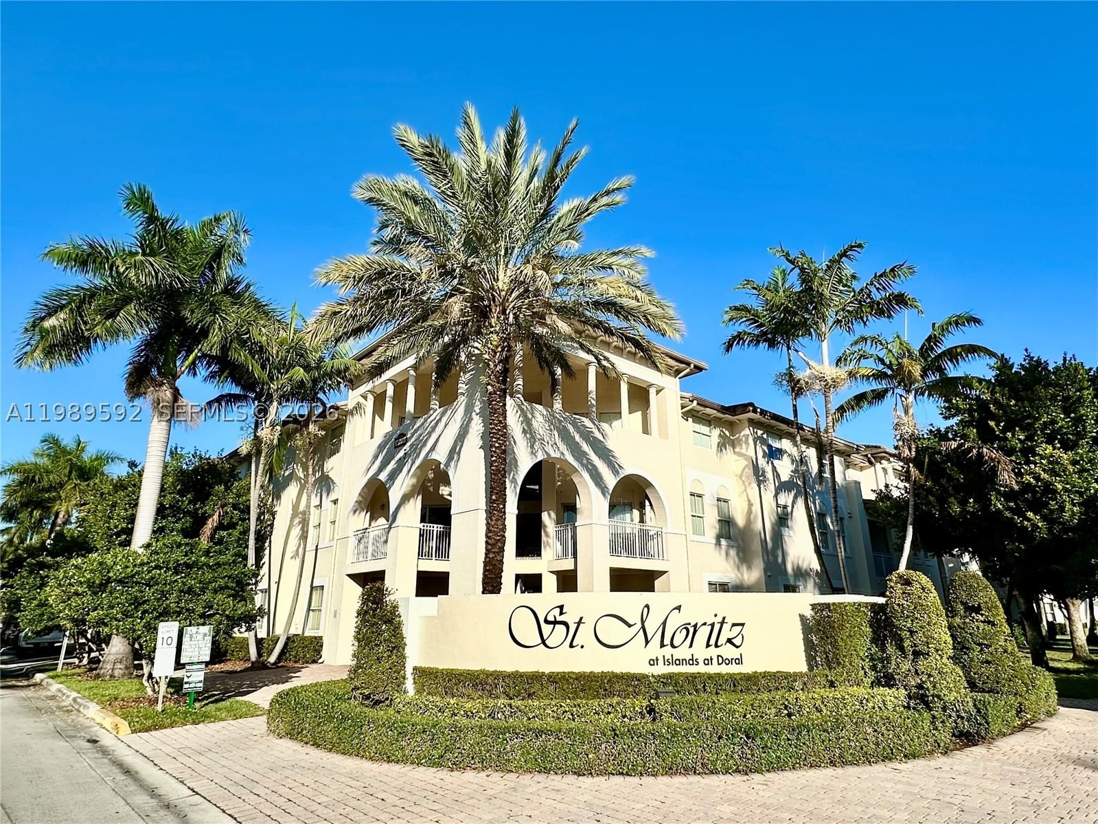 Real estate property located at 11403 89th St #219, Miami-dade, St Mortiz At Doral, Doral, FL