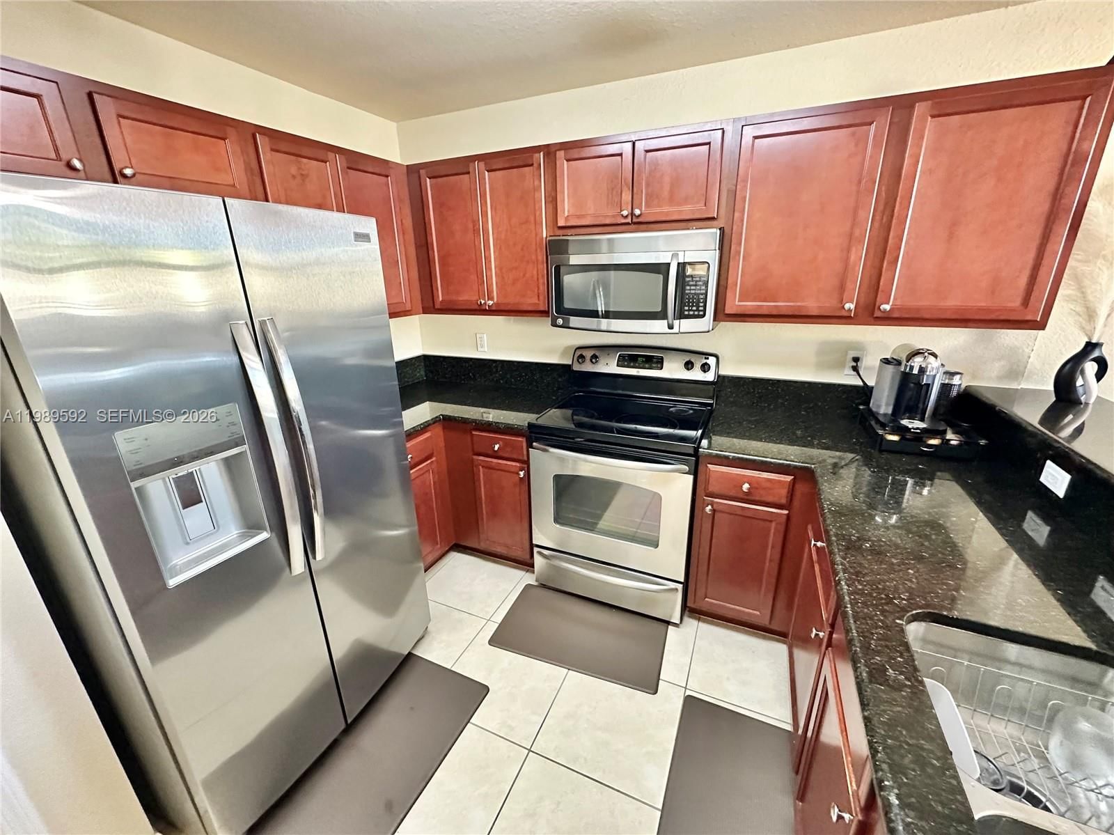 Real estate property located at 11403 89th St #219, Miami-dade, St Mortiz At Doral, Doral, FL