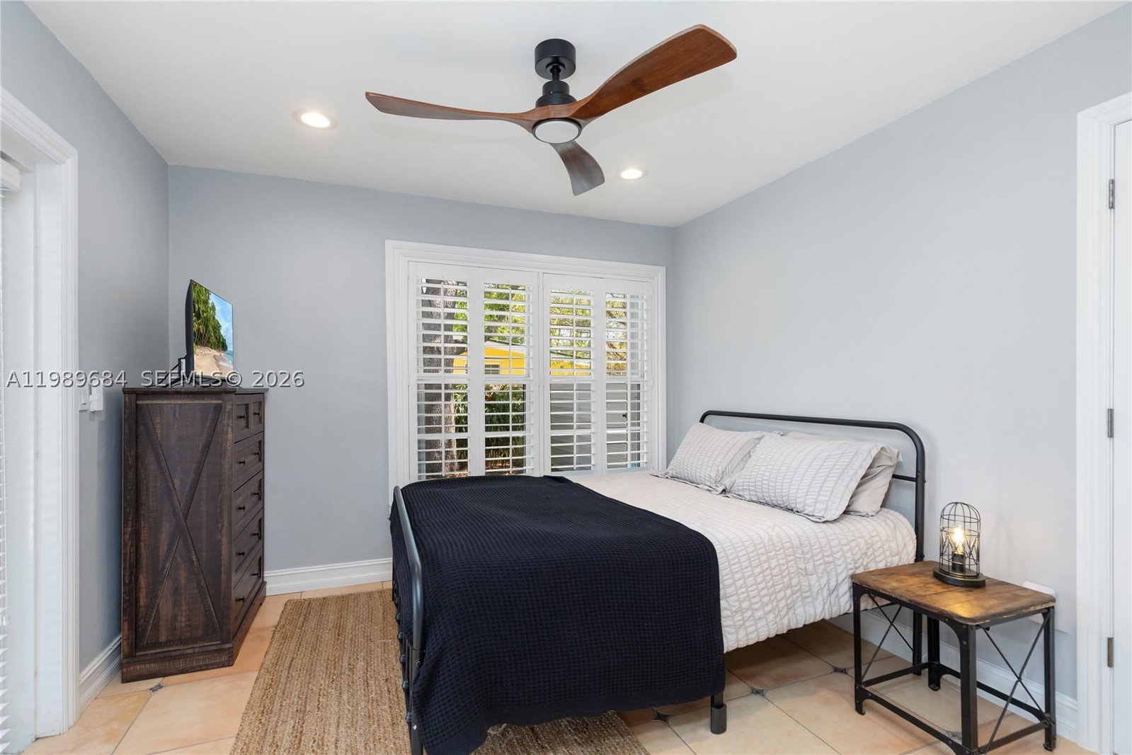 Real estate property located at 8535 186th St, Miami-dade, Whispering Pines Estates, Cutler Bay, FL