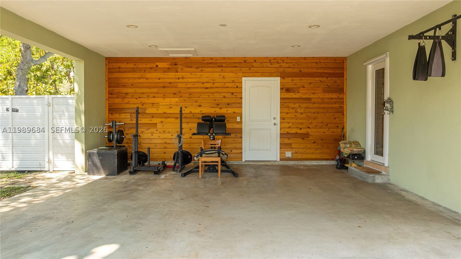 Real estate property located at 8535 186th St, Miami-dade, Whispering Pines Estates, Cutler Bay, FL