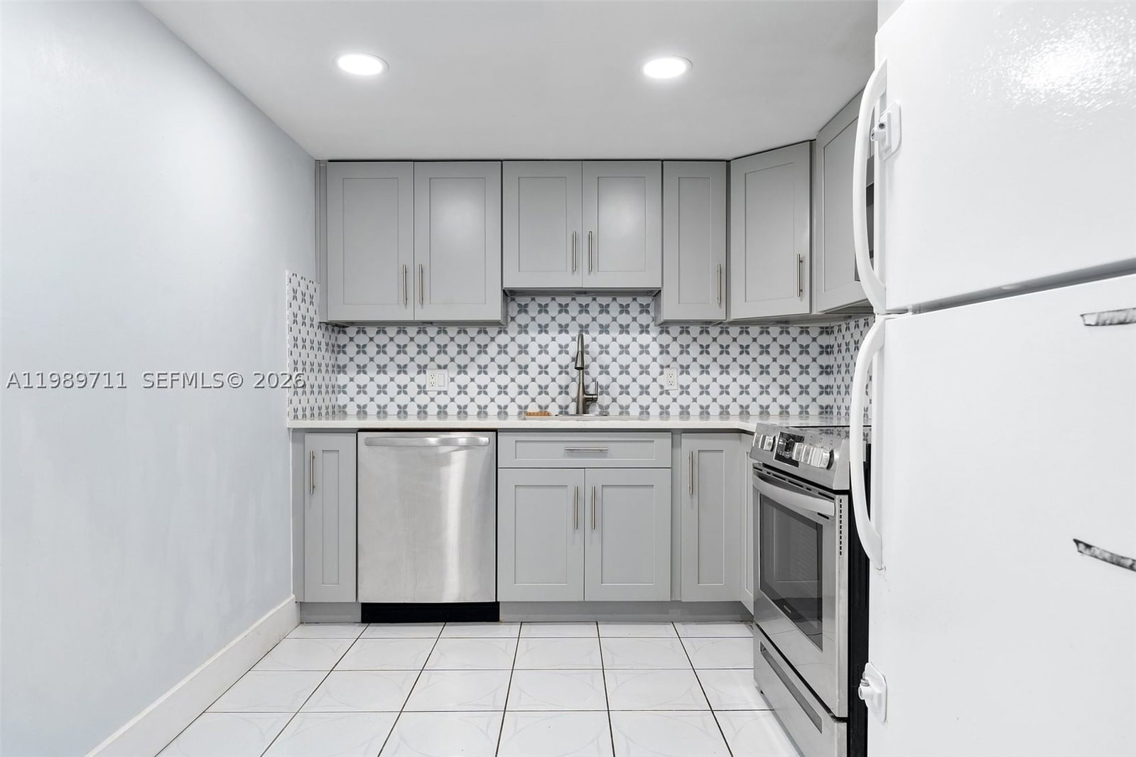 Real estate property located at 2500 135th St Unit#B206, Miami-dade, Dorset House Condo, North Miami, FL