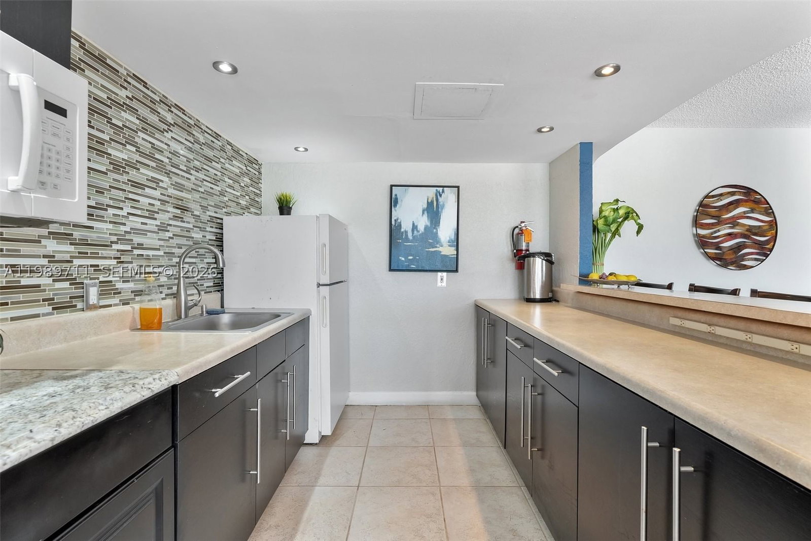 Real estate property located at 2500 135th St Unit#B206, Miami-dade, Dorset House Condo, North Miami, FL