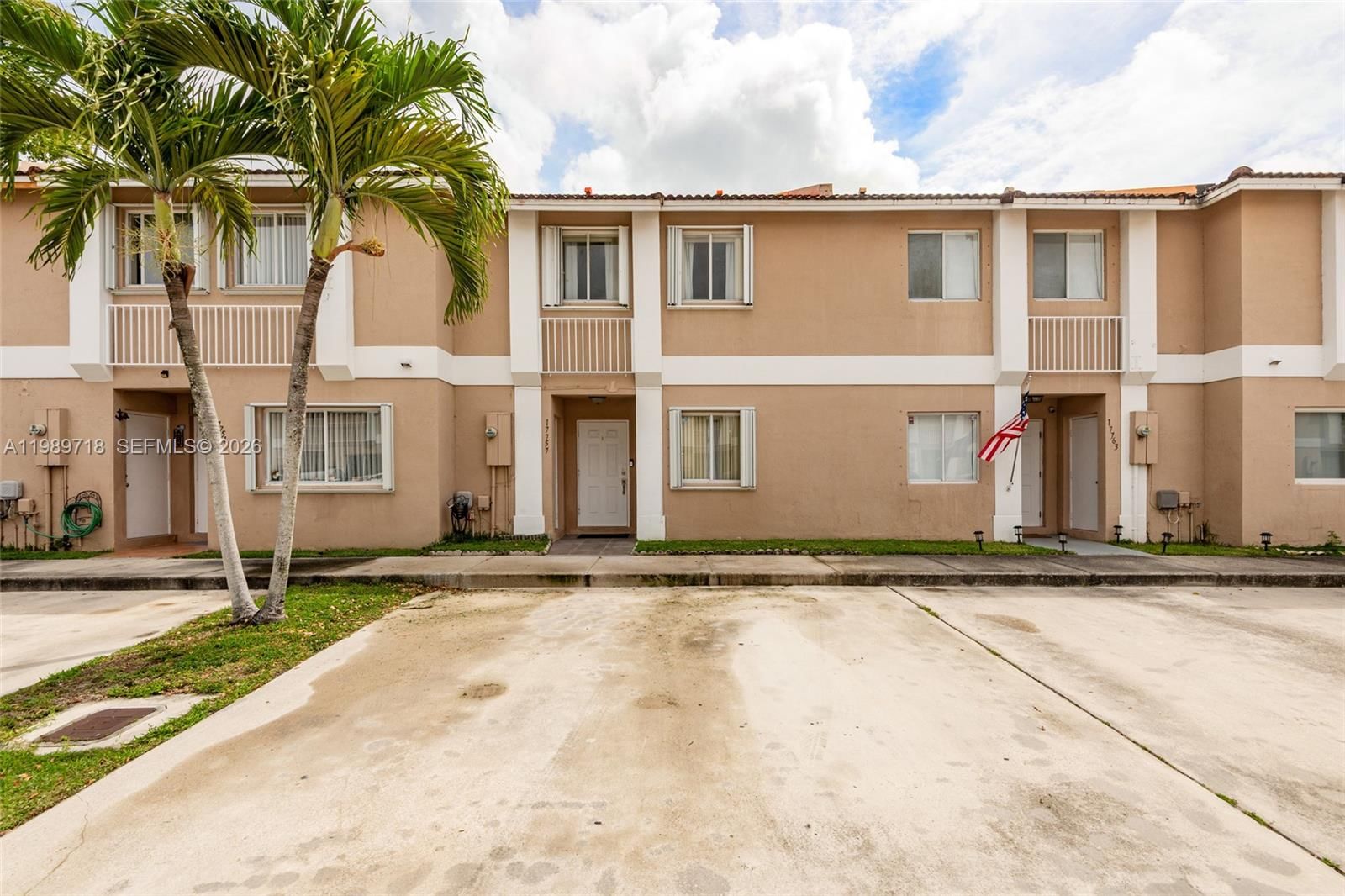 Real estate property located at 17757 141st Ct, Miami-dade, Weitzer Serena Lakes Town, Miami, FL