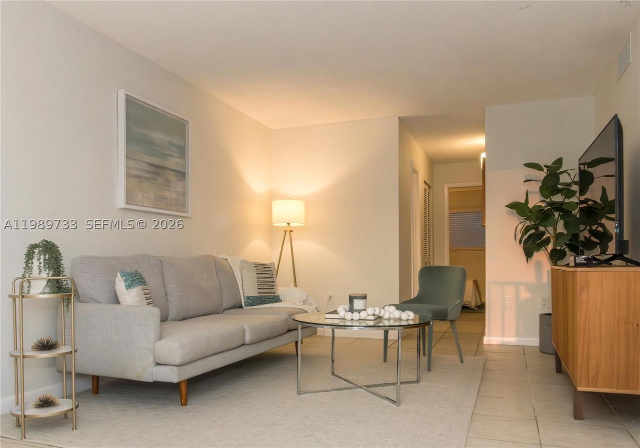 Real estate property located at 6675 4th Ave #203, Miami-dade, Westland Manor Condo, Hialeah, FL