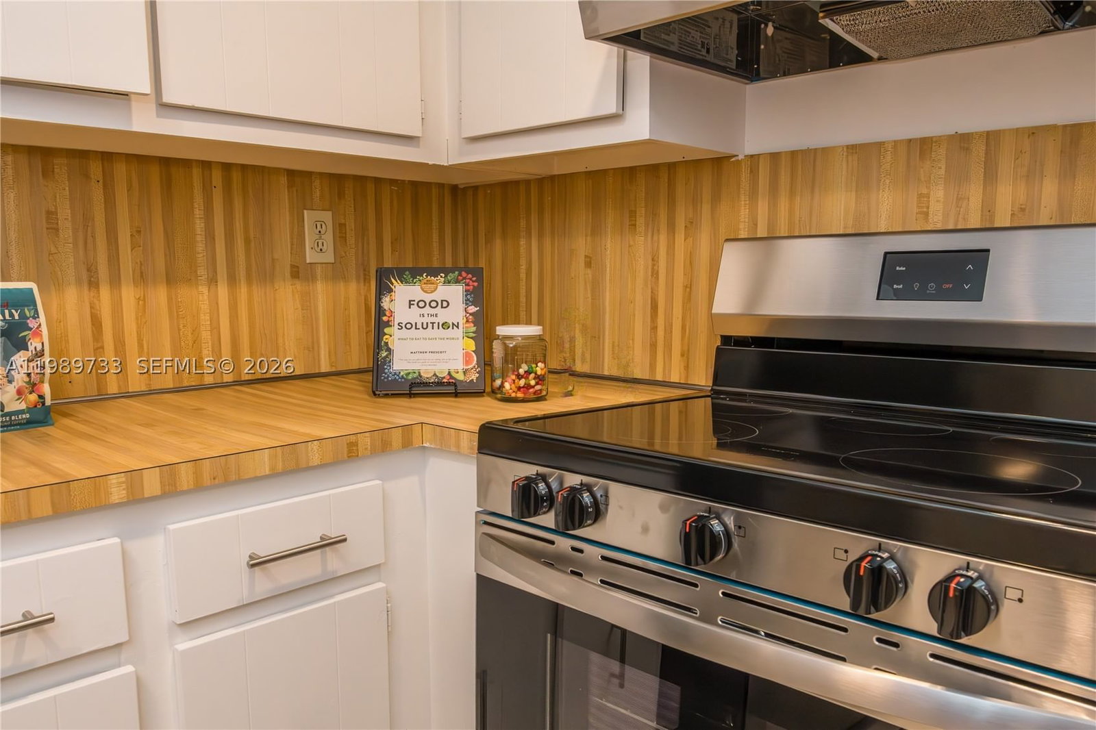 Real estate property located at 6675 4th Ave #203, Miami-dade, Westland Manor Condo, Hialeah, FL