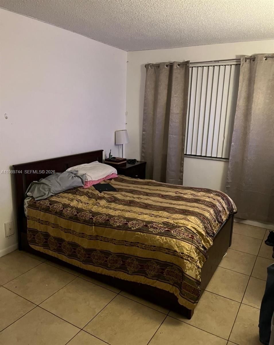 Real estate property located at 8761 Wiles Rd #206, Broward, Edgewater Condo, Coral Springs, FL