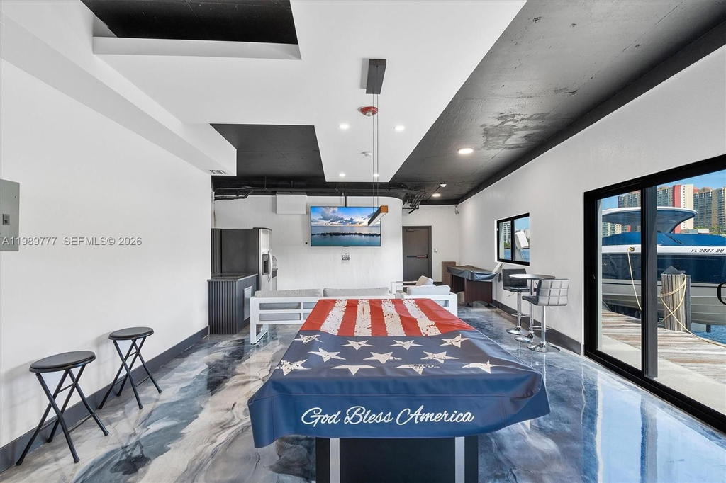 Real estate property located at 4000 168th St #113B, Miami-dade, Pelican Landing Condo, North Miami Beach, FL