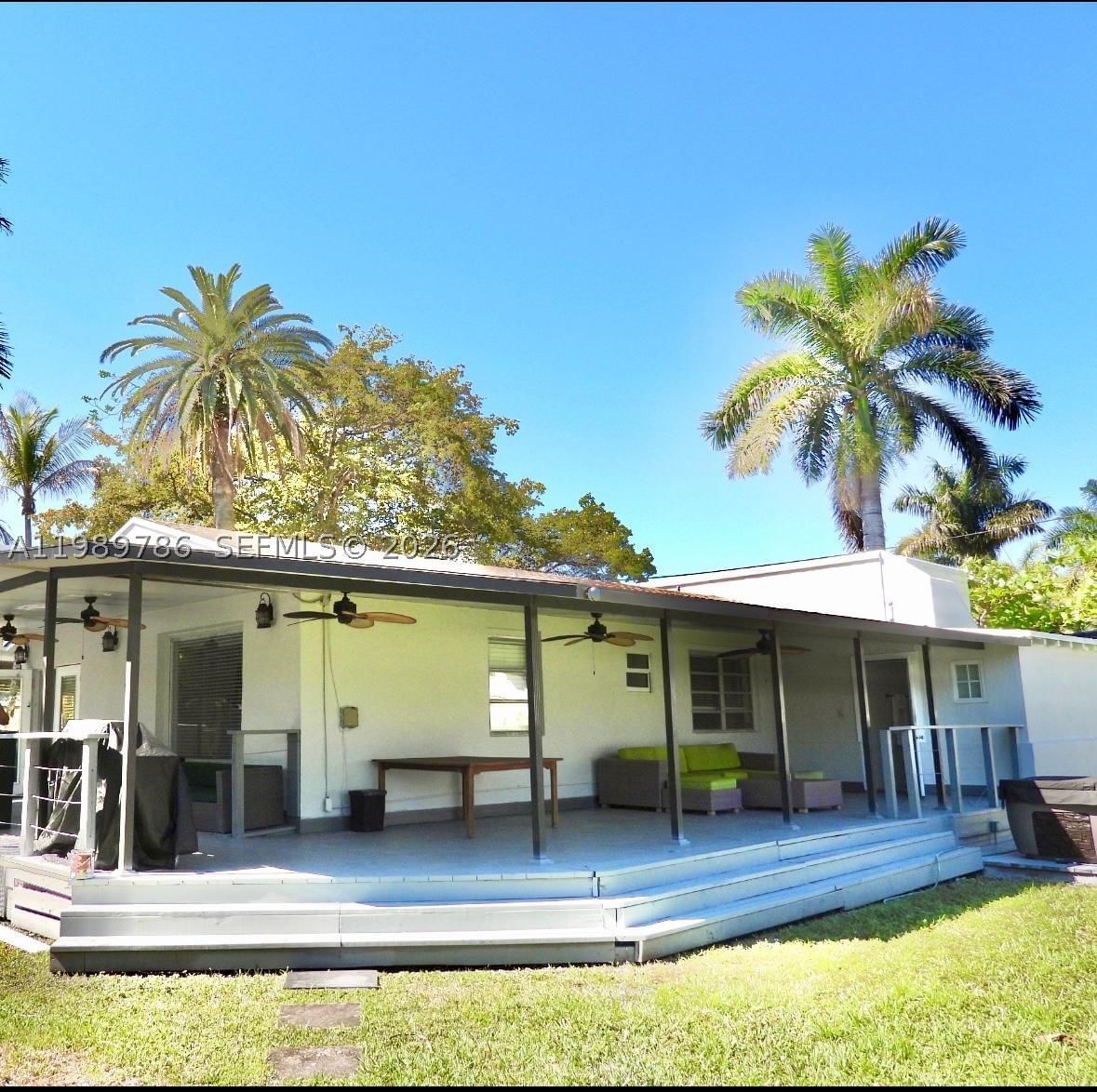 Real estate property located at 715 Hollywood Blvd, Broward, Hollywood Lakes Section, Hollywood, FL
