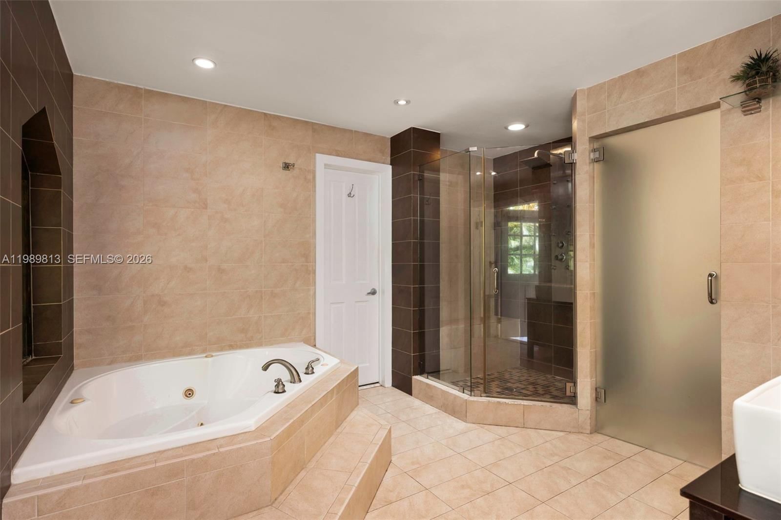 Real estate property located at 4206 Alhambra Cir, Miami-dade, C Gab Country Club Sec 5, Coral Gables, FL