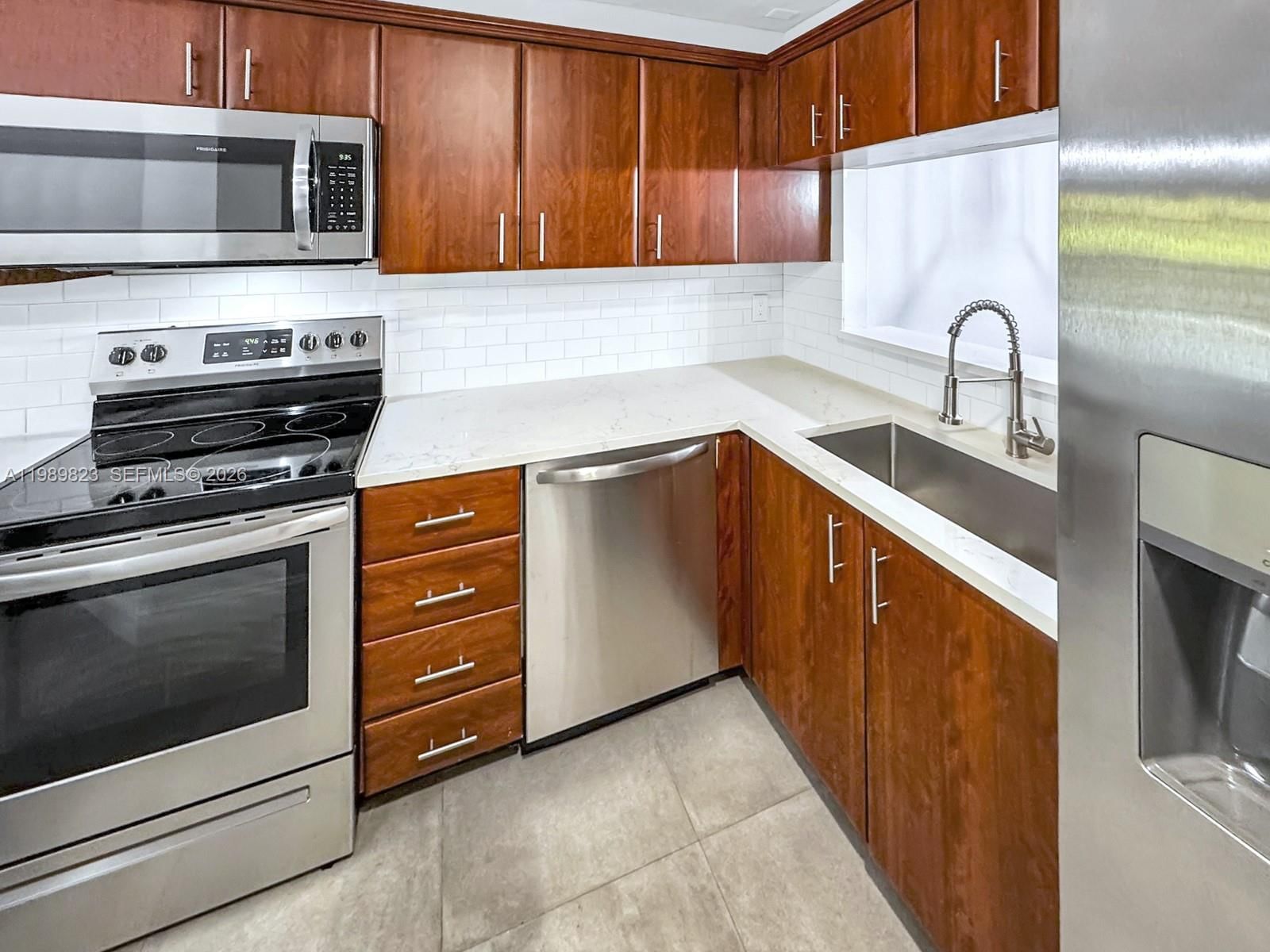 Real estate property located at 700 14th St G, Broward, Southport Townhomes, Fort Lauderdale, FL