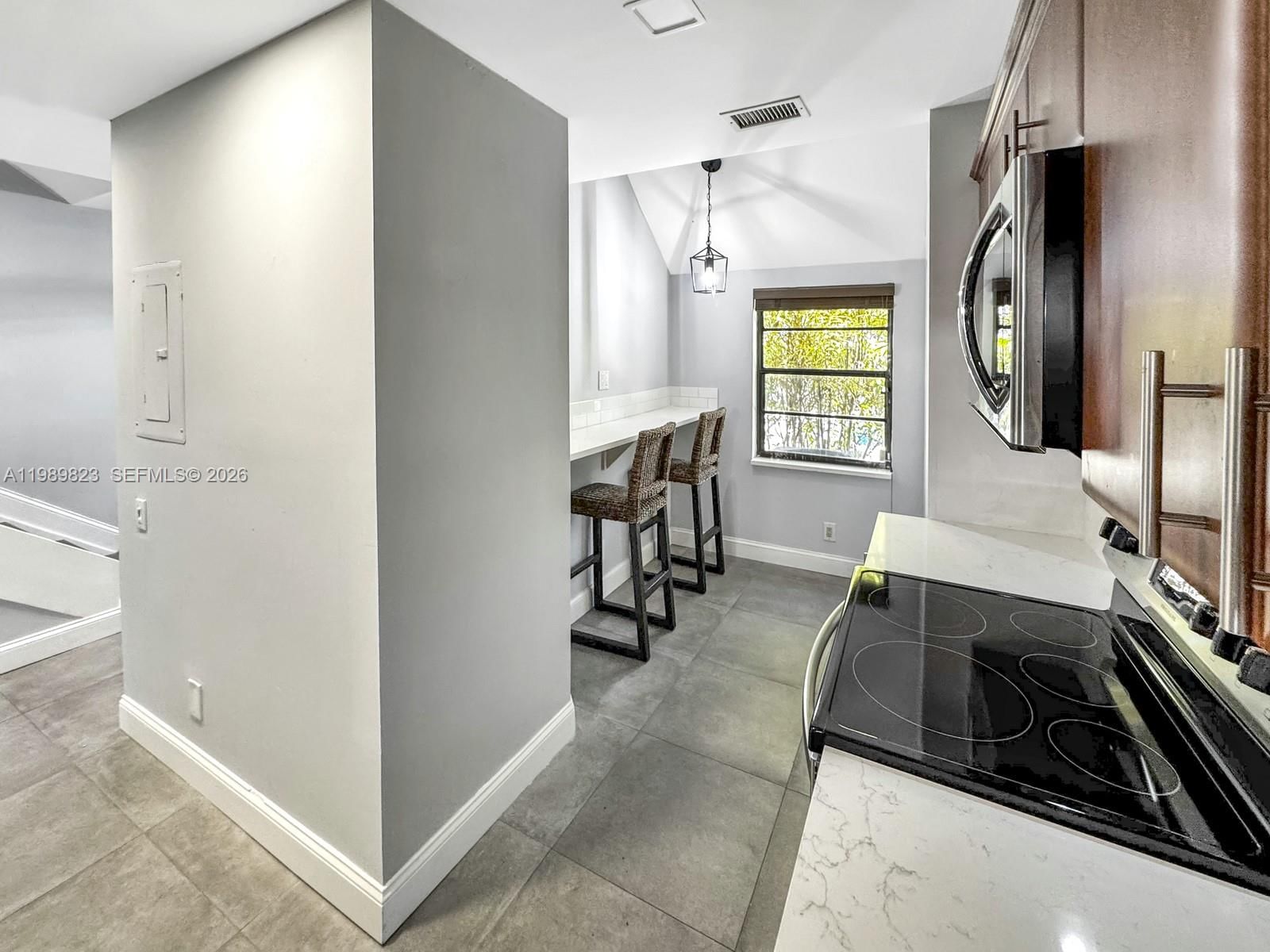 Real estate property located at 700 14th St G, Broward, Southport Townhomes, Fort Lauderdale, FL