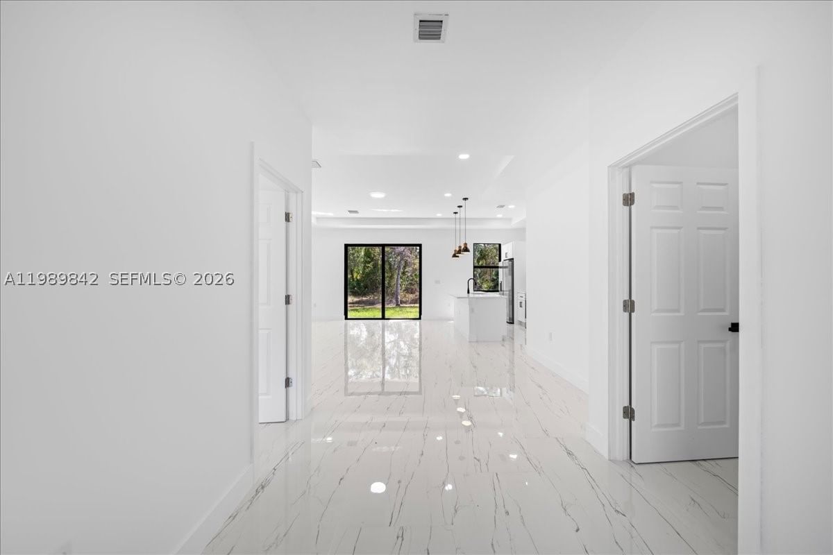 Real estate property located at 2914 67th st W, Lee, Lehigh Acres, Lehigh Acres, FL