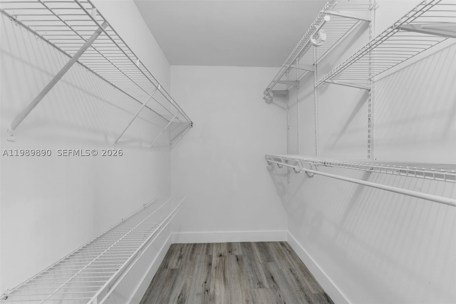 Real estate property located at 14210 94th Cir Ln #104-35, Miami-dade, Camelot Two Condo, Miami, FL