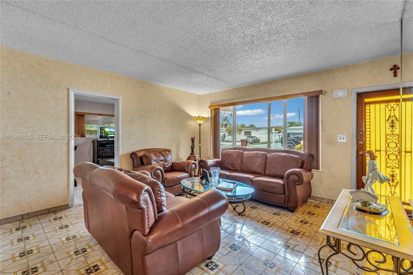 Real estate property located at 5660 13th Ct, Miami-dade, Palm Springs Ests 4th Add, Hialeah, FL