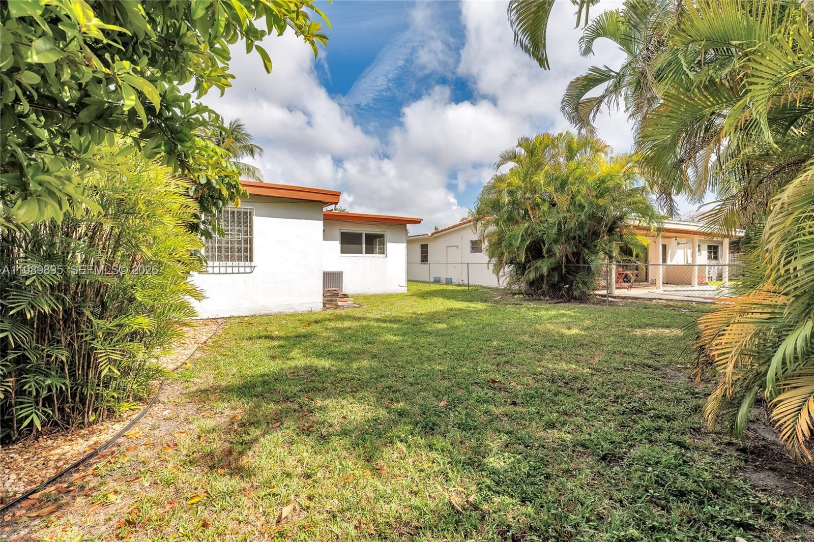 Real estate property located at 5660 13th Ct, Miami-dade, Palm Springs Ests 4th Add, Hialeah, FL
