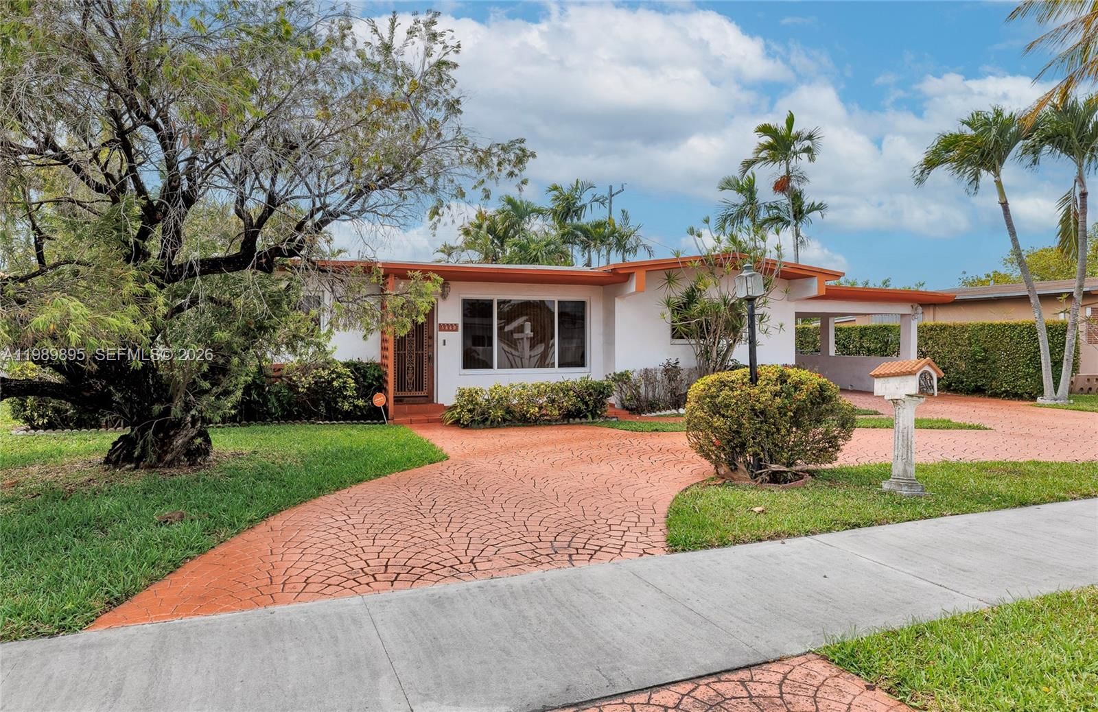 Real estate property located at 5660 13th Ct, Miami-dade, Palm Springs Ests 4th Add, Hialeah, FL