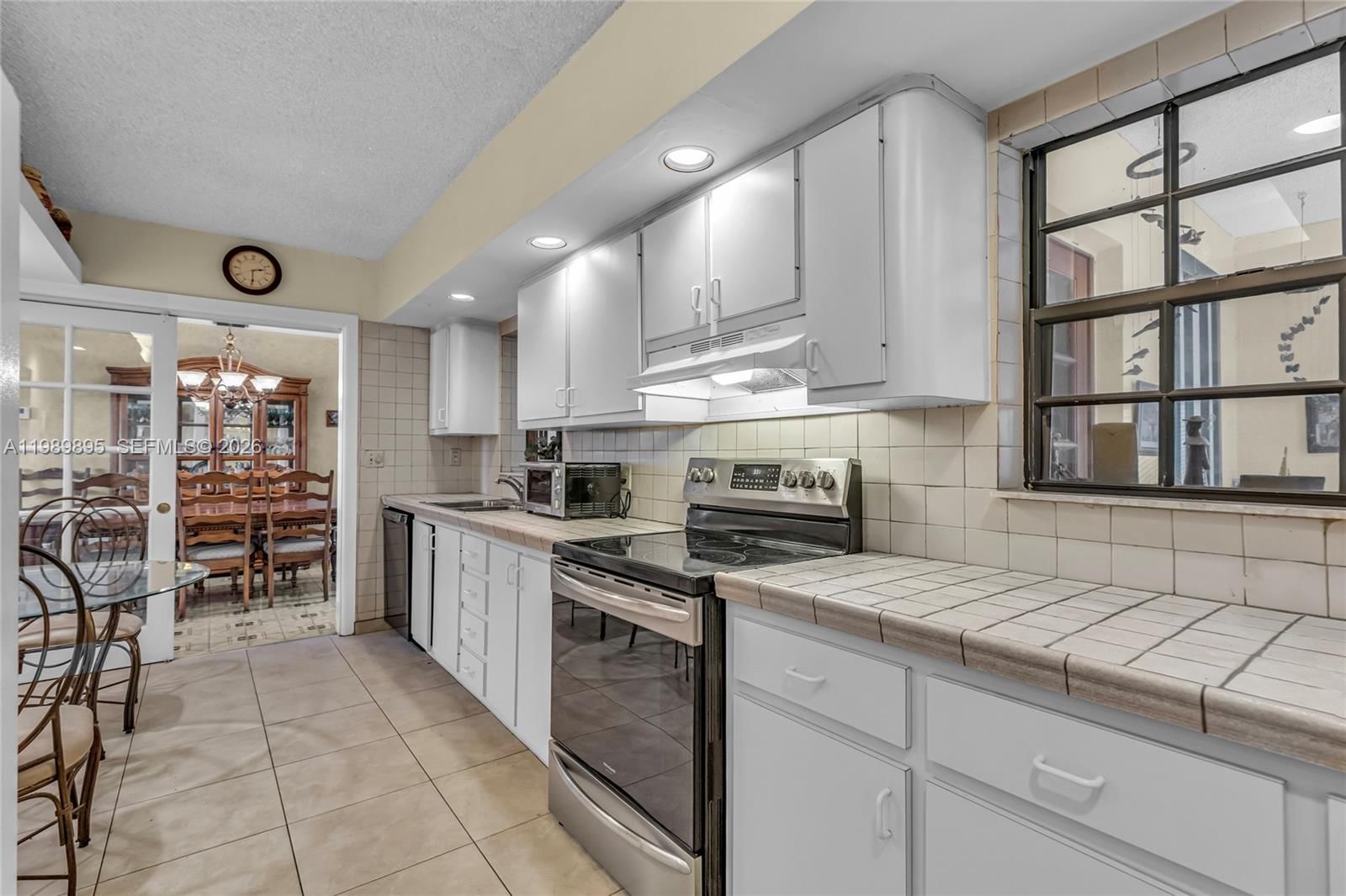 Real estate property located at 5660 13th Ct, Miami-dade, Palm Springs Ests 4th Add, Hialeah, FL