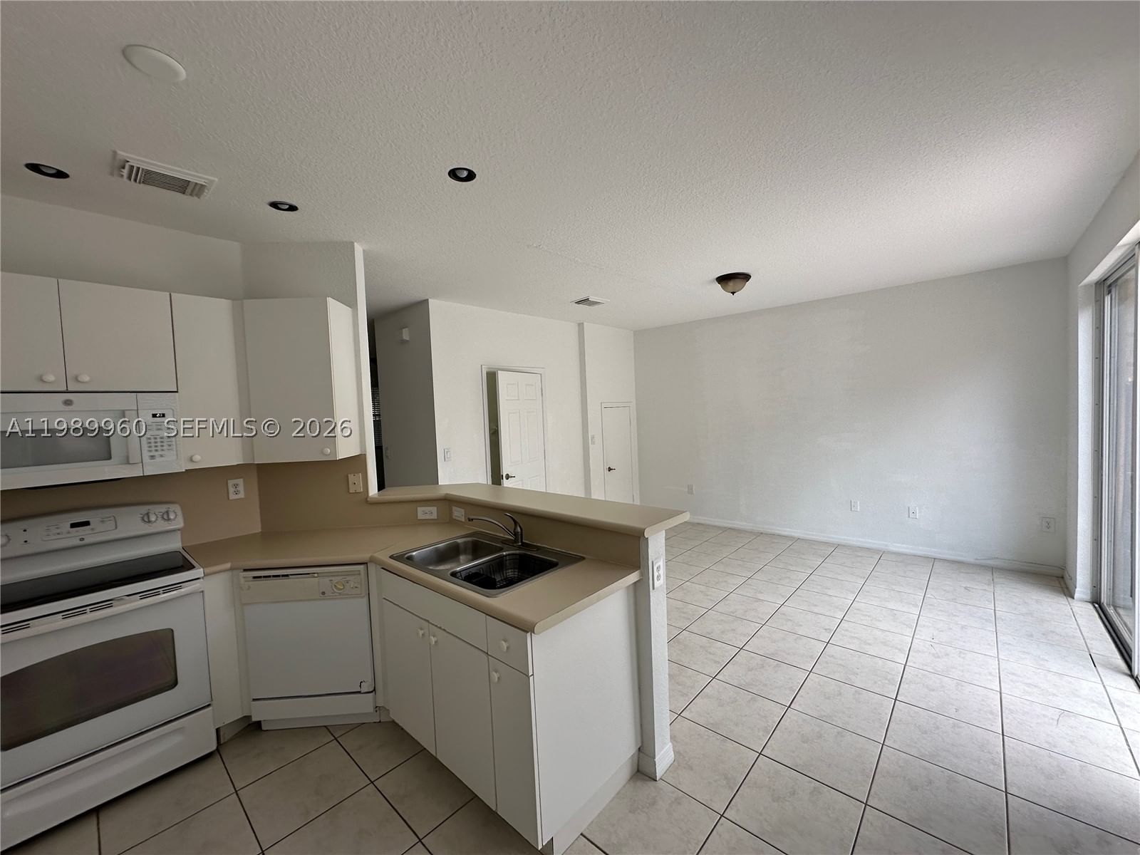 Real estate property located at 16602 78th Ter, Miami-dade, Kendalland, Miami, FL