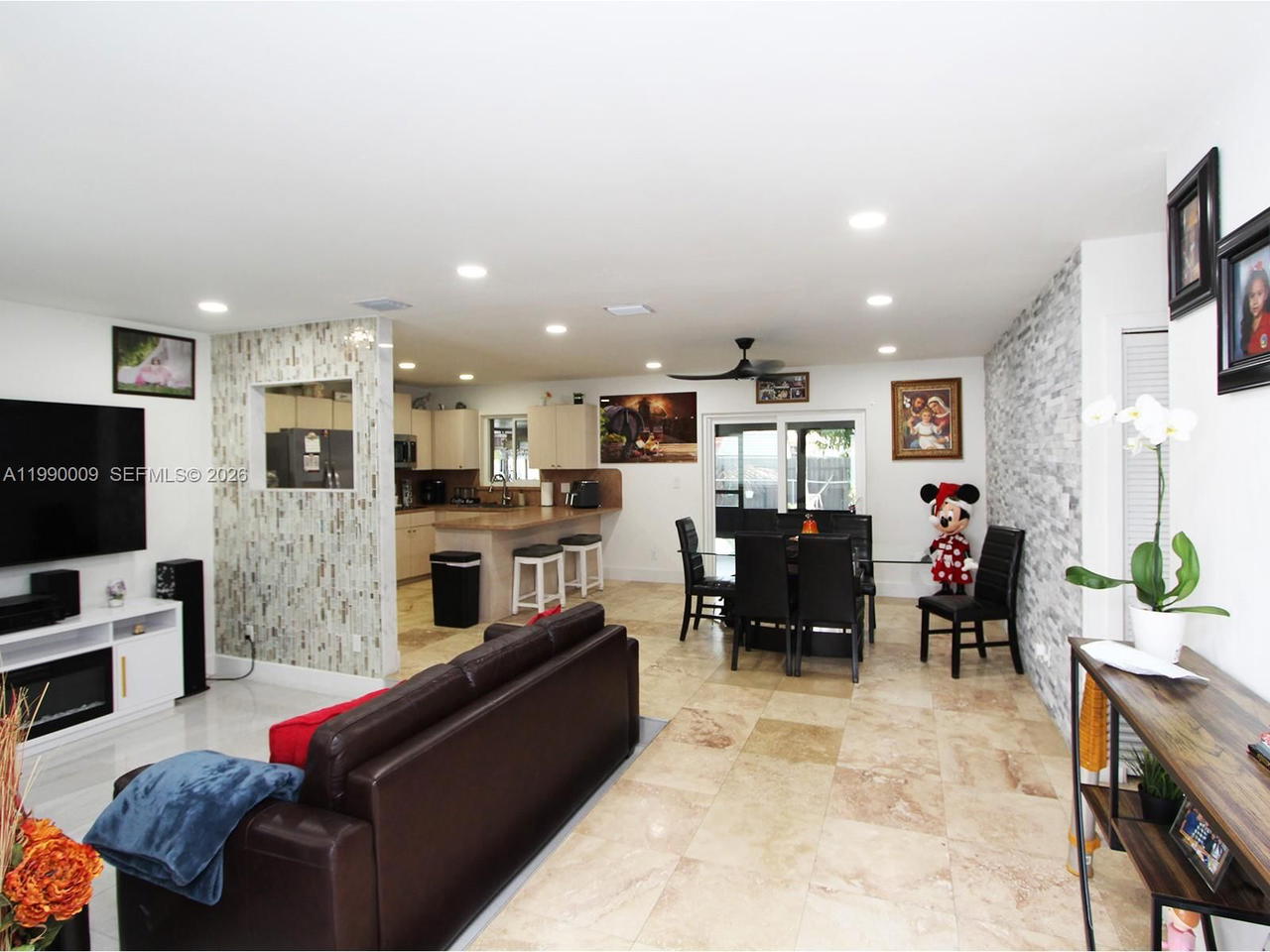 Real estate property located at 10760 28th St, Miami-dade, Cubaranda Estates Addn No, Miami, FL