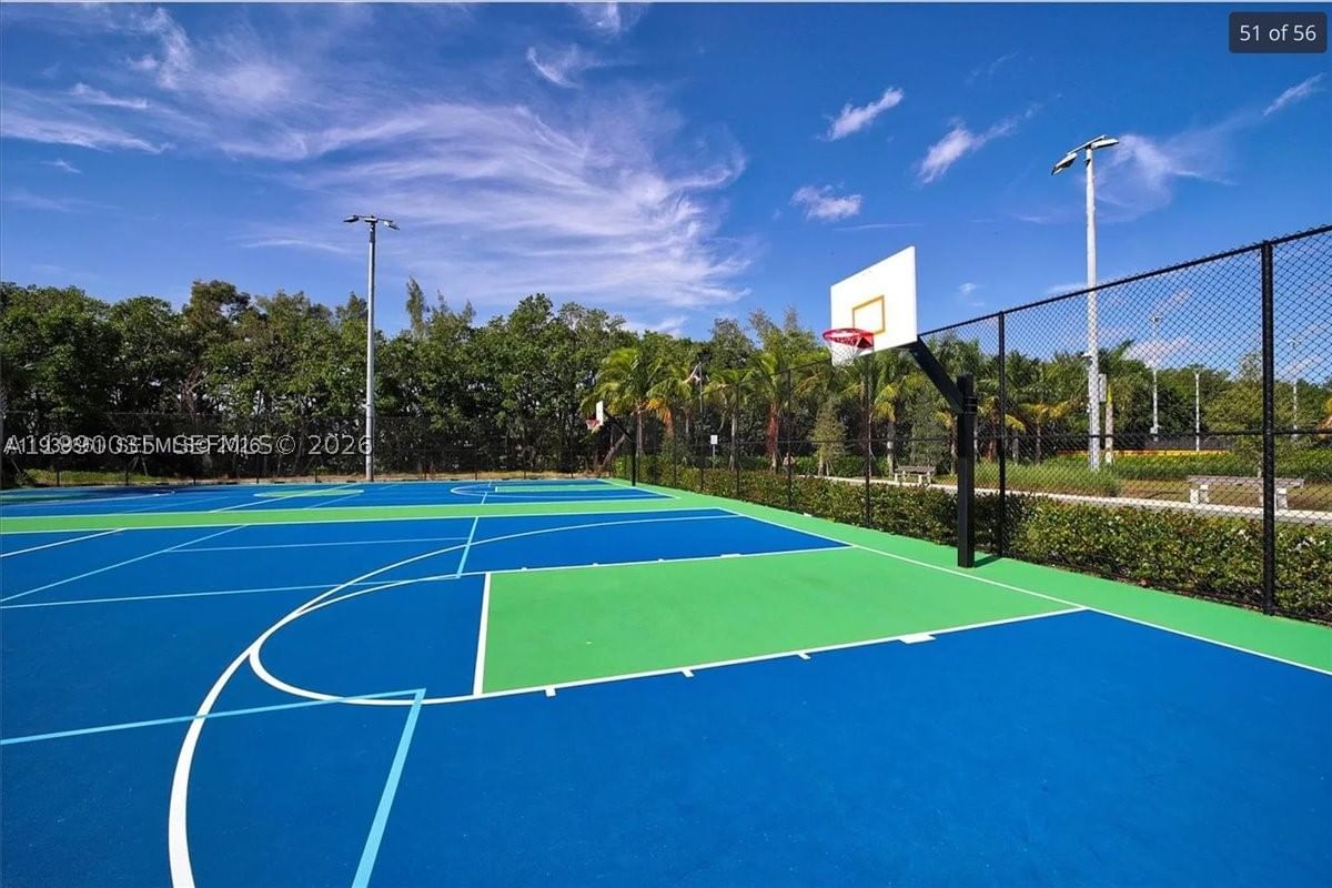Real estate property located at 581 Blue Heron Dr #205-B, Broward, Paradise Villas Condo, Hallandale Beach, FL