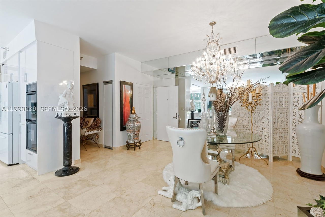 Real estate property located at 3530 Mystic Pointe Dr #114, Miami-dade, Mystic Pointe Tower 500 C, Aventura, FL