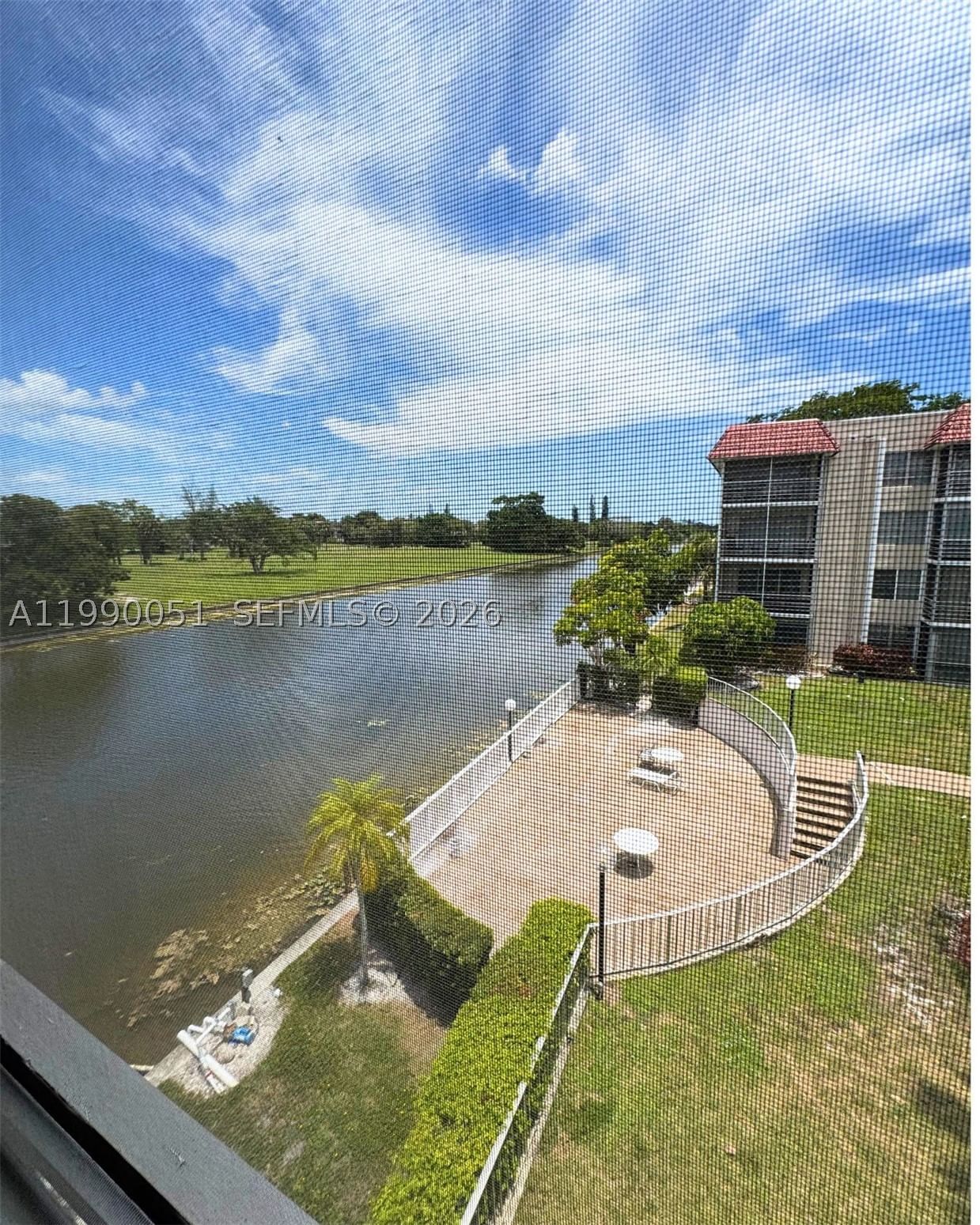 Real estate property located at 3776 Inverrary Blvd #301R, Broward, Las Vistas P-r In Inverra, Lauderhill, FL