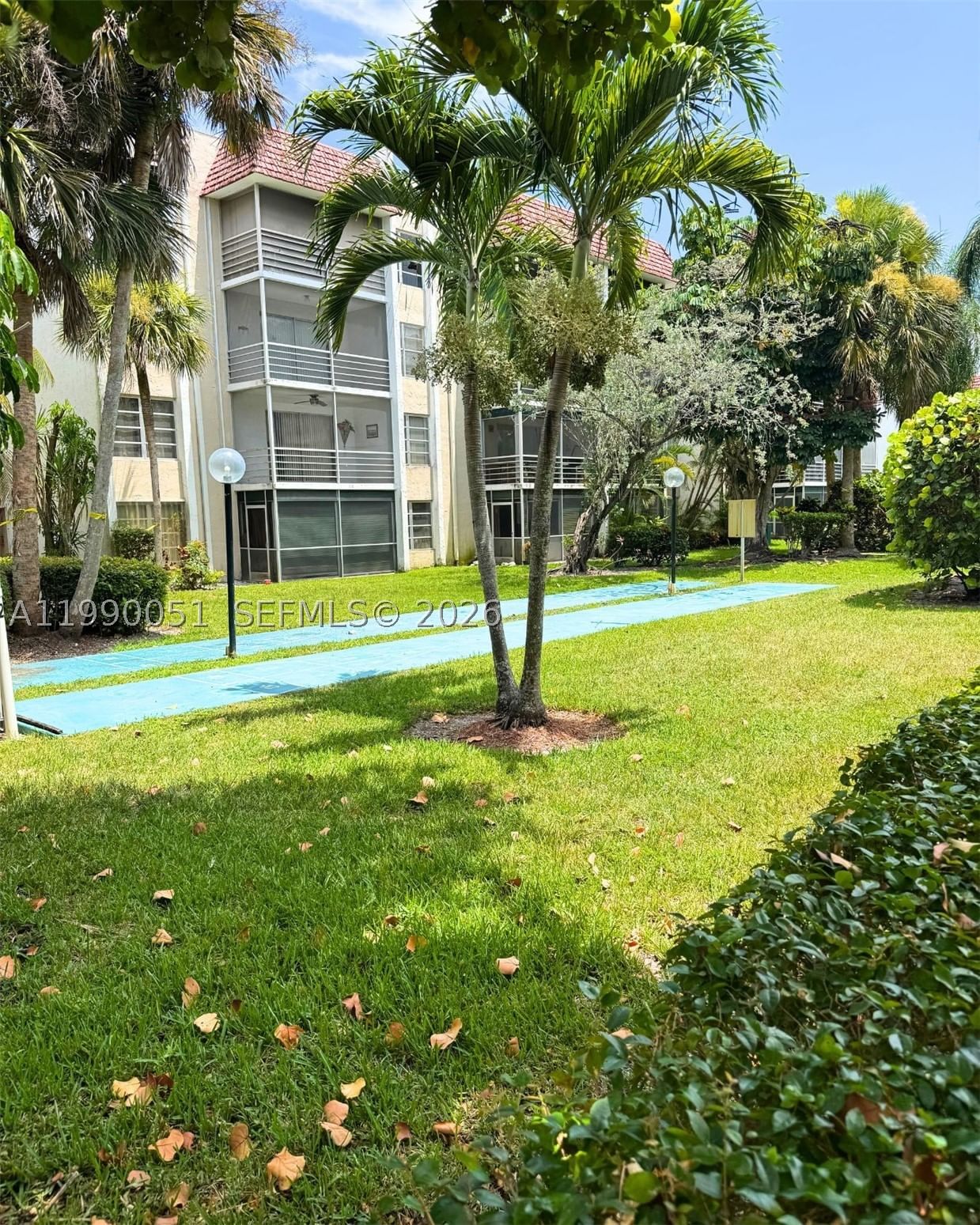 Real estate property located at 3776 Inverrary Blvd #301R, Broward, Las Vistas P-r In Inverra, Lauderhill, FL