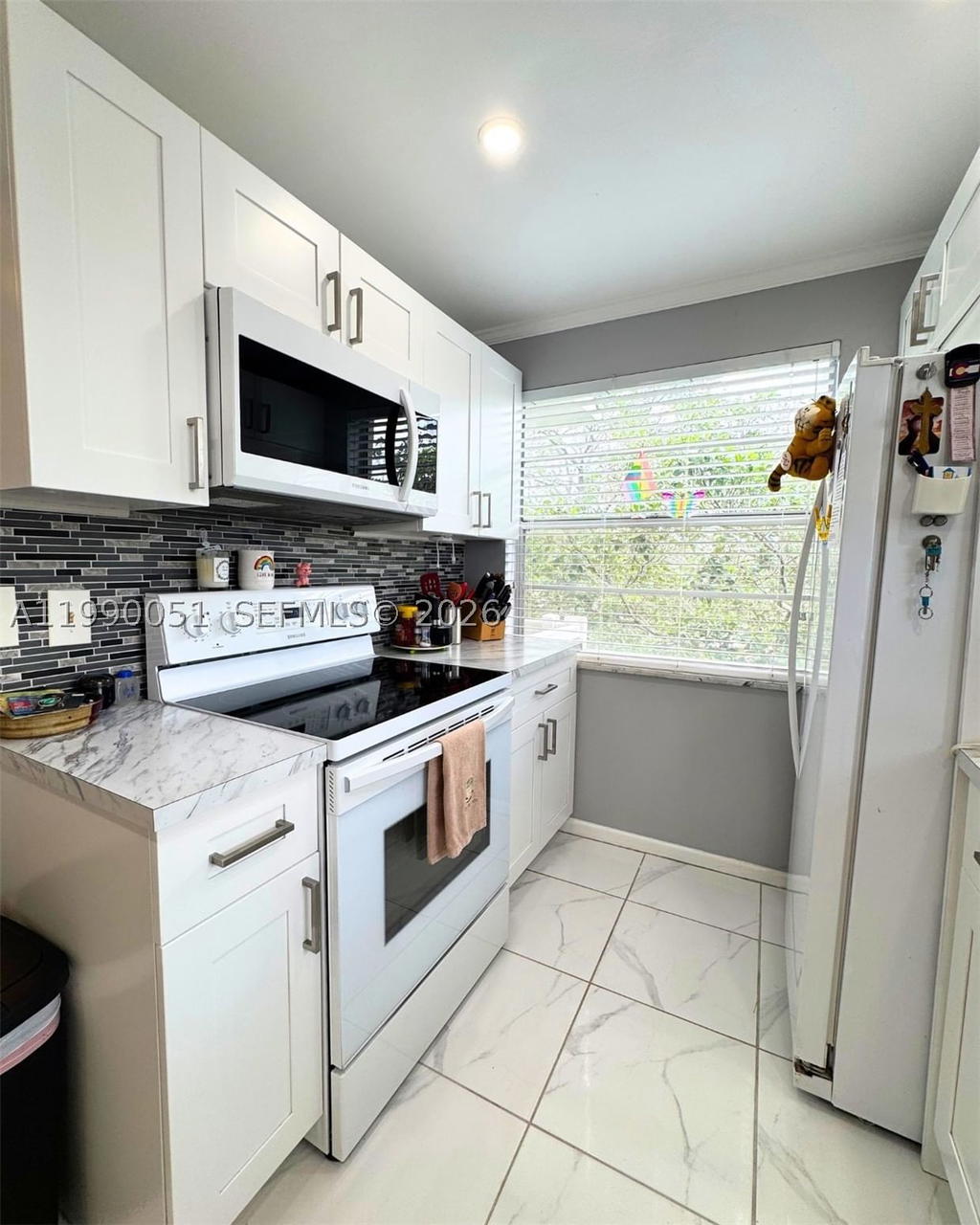 Real estate property located at 3776 Inverrary Blvd #301R, Broward, Las Vistas P-r In Inverra, Lauderhill, FL