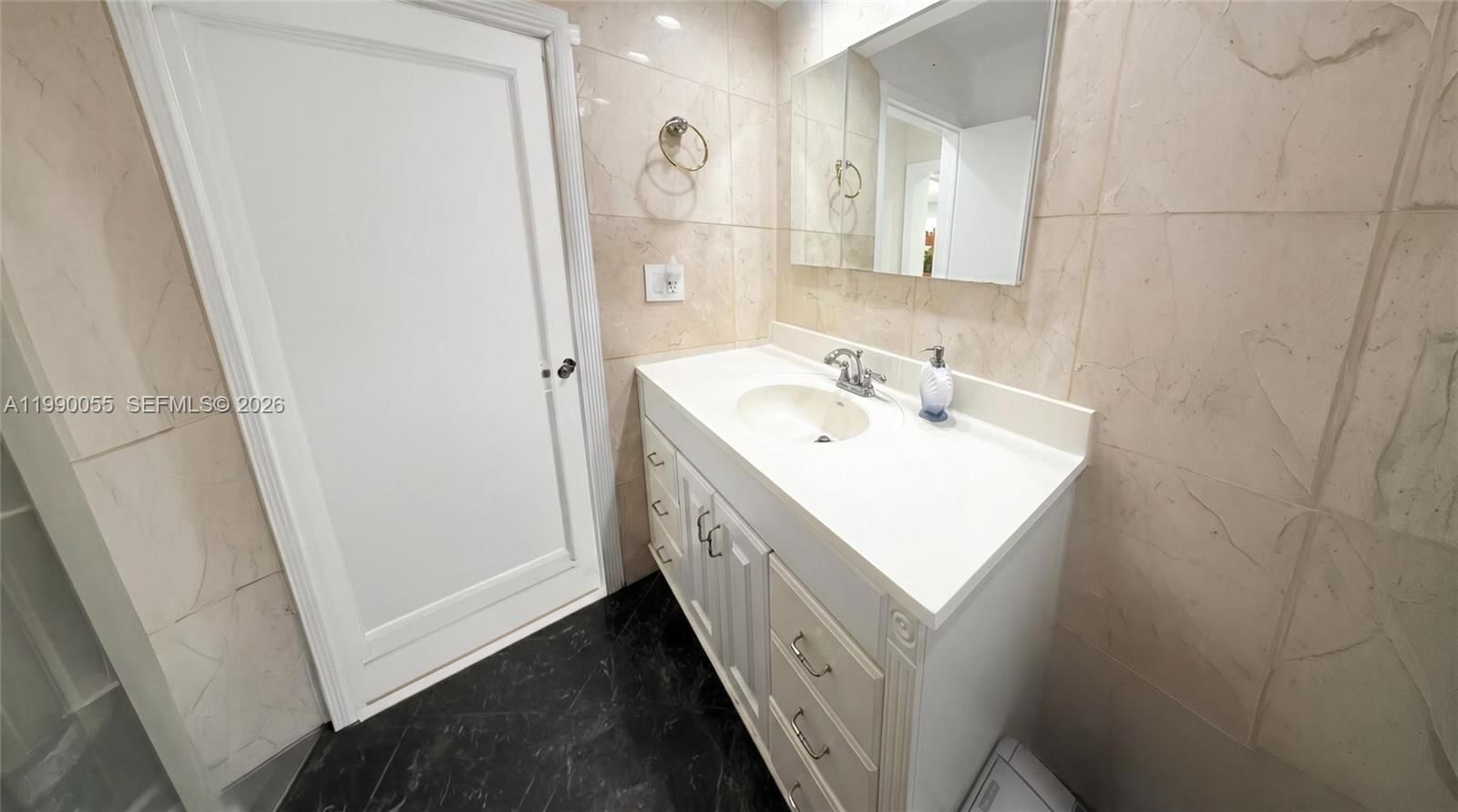 Real estate property located at 136 2nd Ct, Broward, Mason Sub Amended Plat, Dania Beach, FL