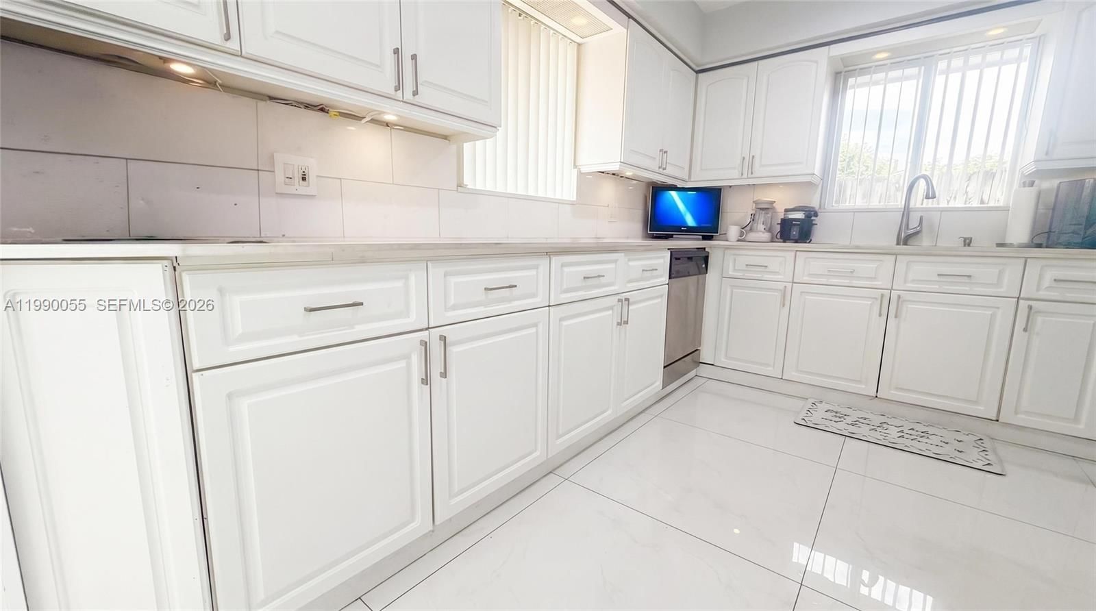 Real estate property located at 136 2nd Ct, Broward, Mason Sub Amended Plat, Dania Beach, FL