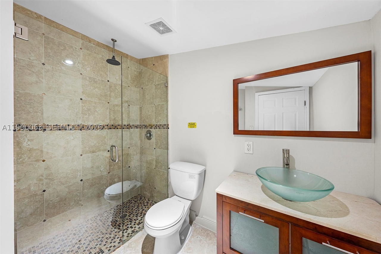 Real estate property located at 6601 Chapman Field Dr, Miami-dade, Town & Country Estates, Pinecrest, FL