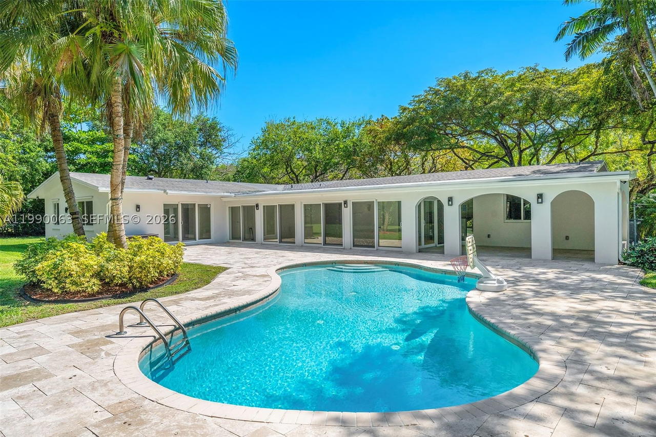 Real estate property located at 6601 Chapman Field Dr, Miami-dade, Town & Country Estates, Pinecrest, FL