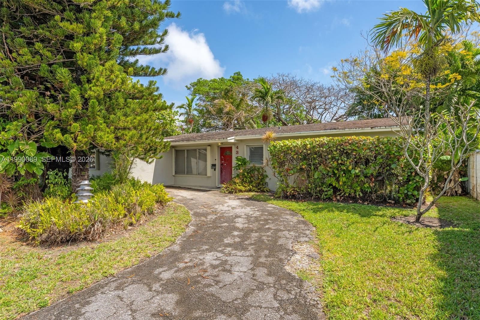 Real estate property located at 4341 104th Ct, Miami-dade, Heftler Homes Sec 1, Miami, FL