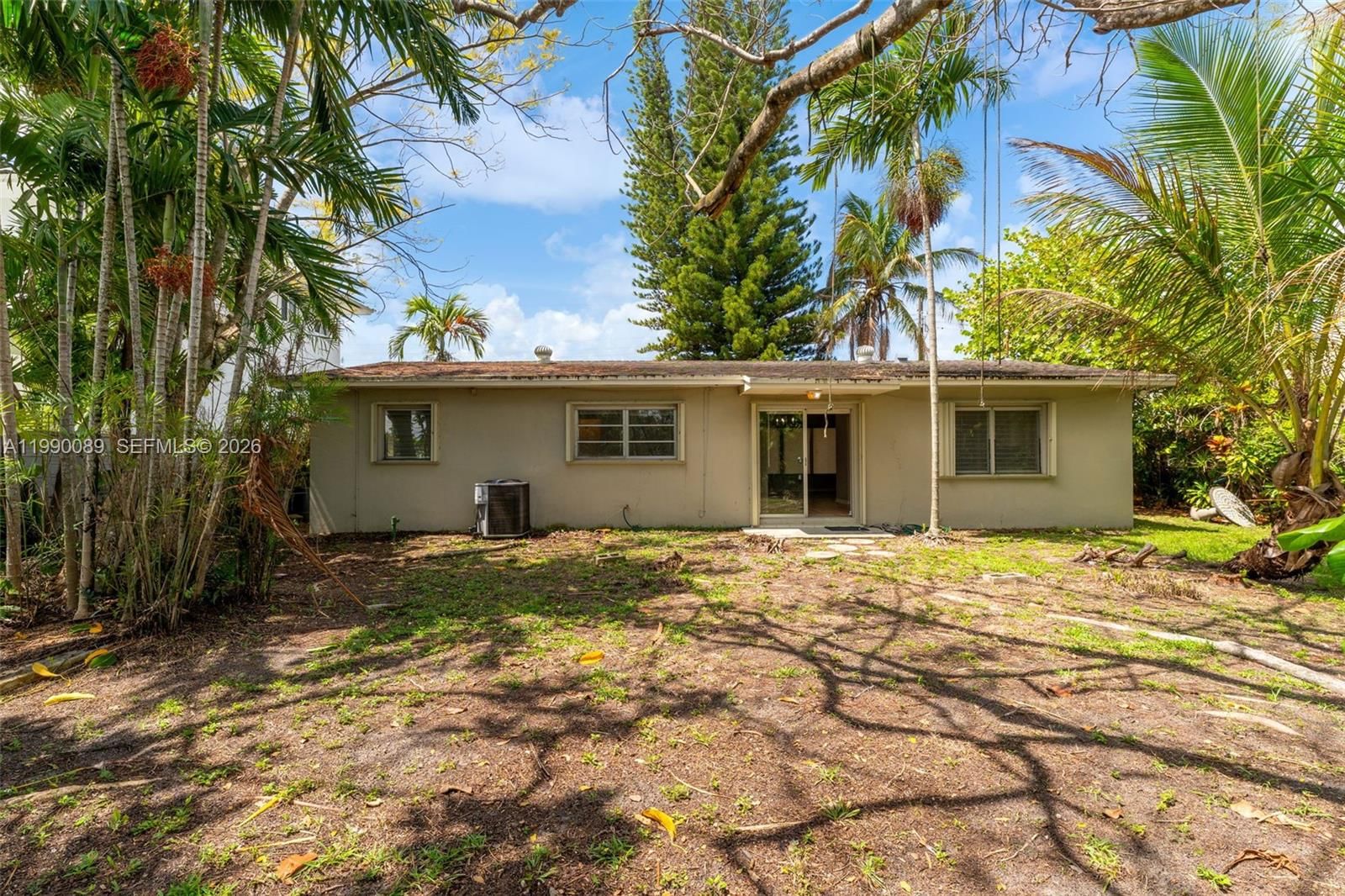 Real estate property located at 4341 104th Ct, Miami-dade, Heftler Homes Sec 1, Miami, FL