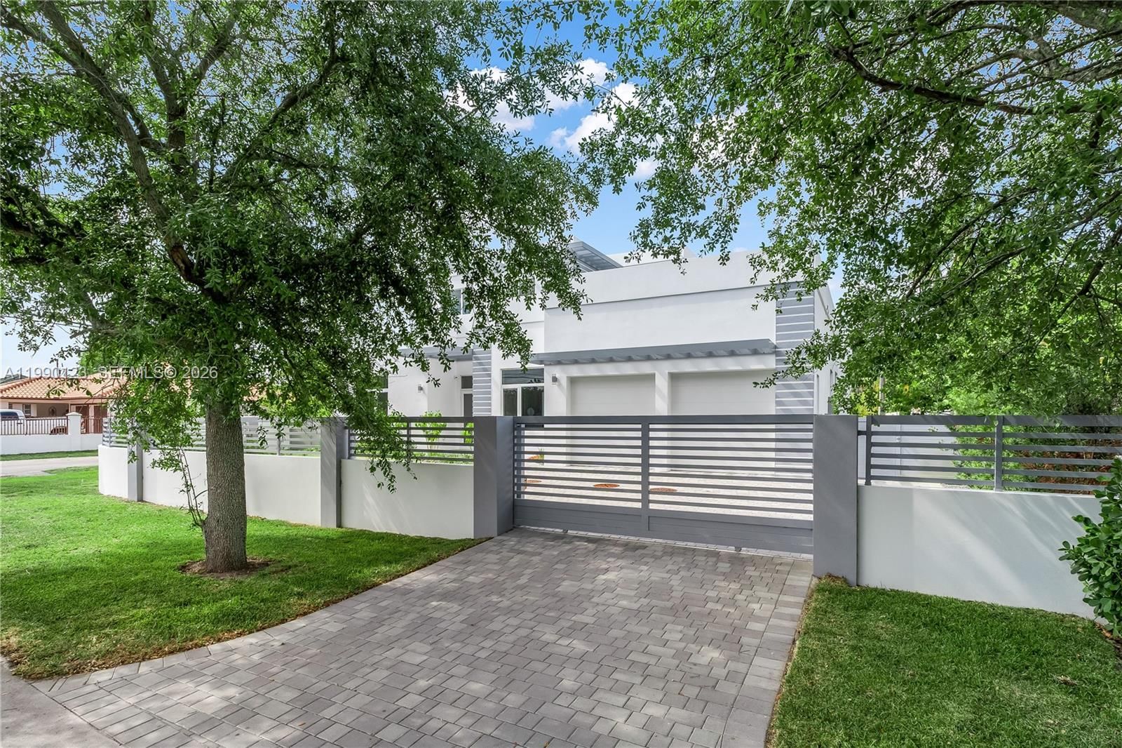 Real estate property located at 9895 26th St, Miami-dade, Vanderbilt Park, Doral, FL