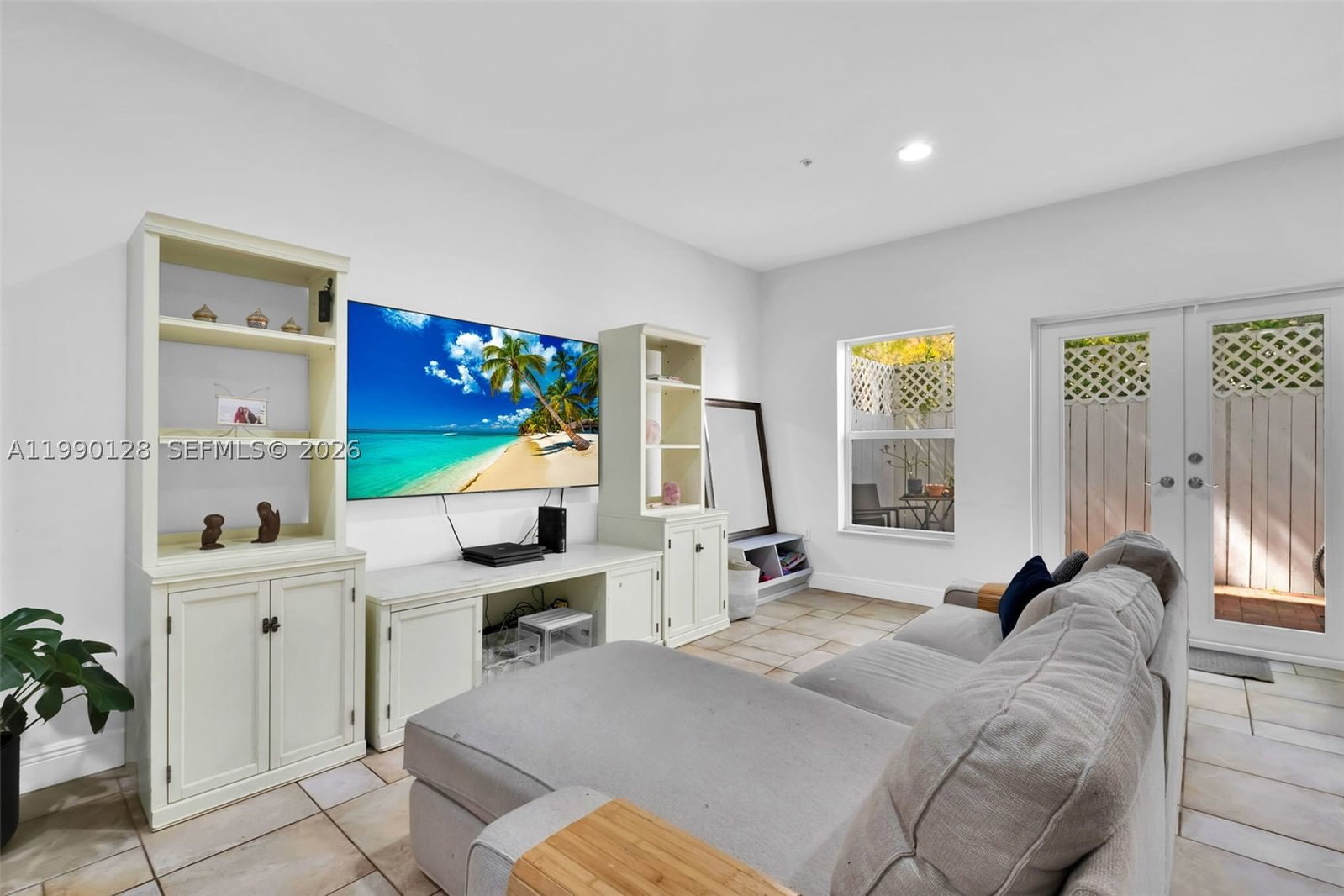 Real estate property located at 2917 30th Ct #2917, Miami-dade, Palm Villas Condo Inc, Miami, FL