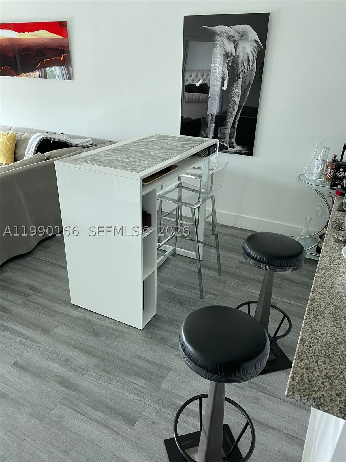 Real estate property located at 888 Biscayne Blvd #1810, Miami-dade, Marinablue Condo, Miami, FL