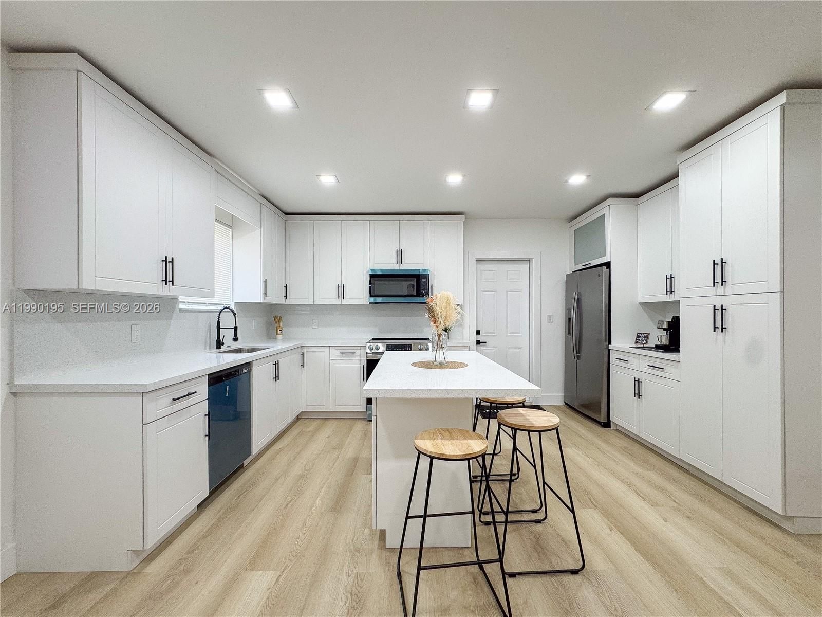 Real estate property located at 1749 152nd St, Miami-dade, Rainbow Park, Miami Gardens, FL