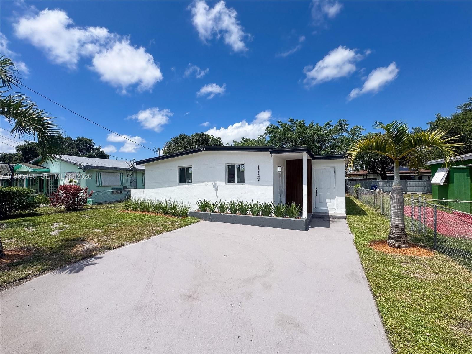 Real estate property located at 1749 152nd St, Miami-dade, Rainbow Park, Miami Gardens, FL