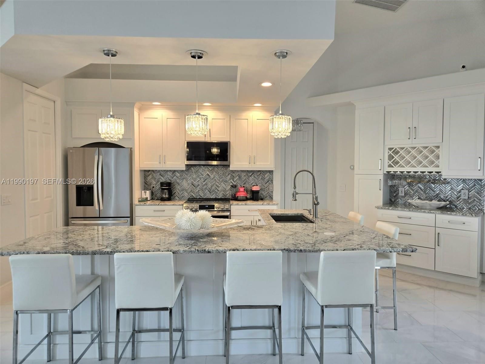 Real estate property located at 8268 Southwind Bay Cir, Lee, Southwind Subdivision, Fort Myers, FL