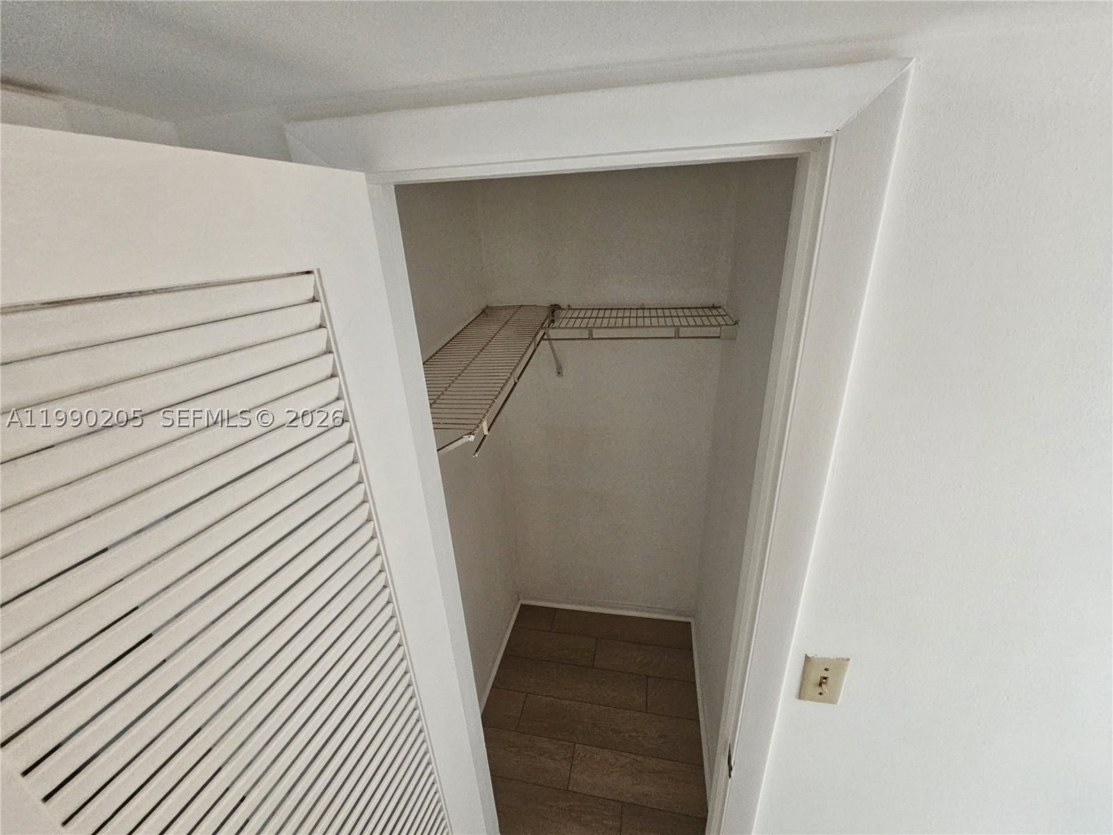 Real estate property located at 3020 Marcos Dr S310, Miami-dade, Point East Sec 4 Condo, Aventura, FL