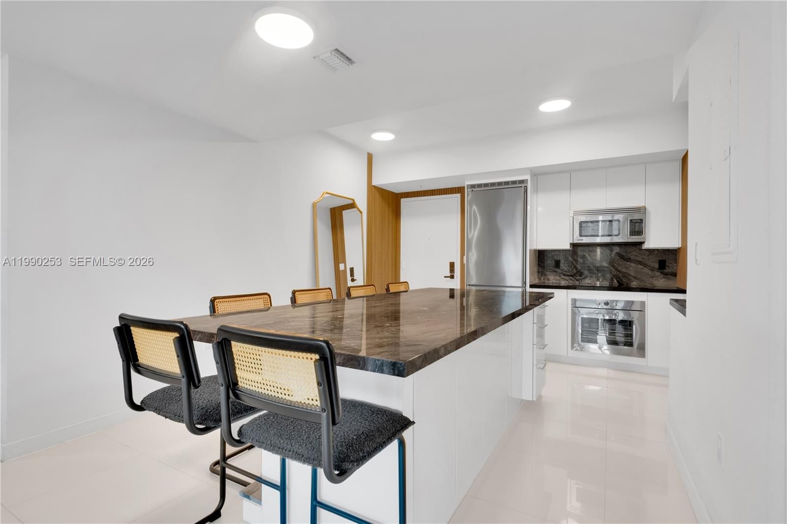Real estate property located at 92 3rd St #2802, Miami-dade, Mint Condo, Miami, FL