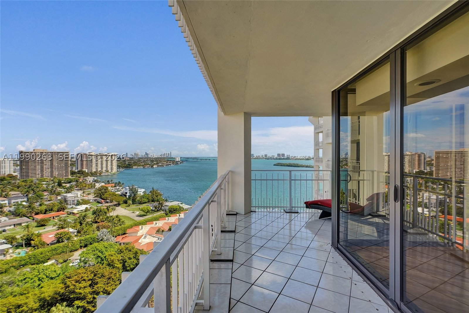 Real estate property located at 4000 Towerside Ter #2111, Miami-dade, The Towers Of Quayside Co, Miami, FL